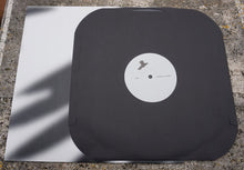 Load image into Gallery viewer, N/UM : Ravens (12",33 ⅓ RPM,EP)